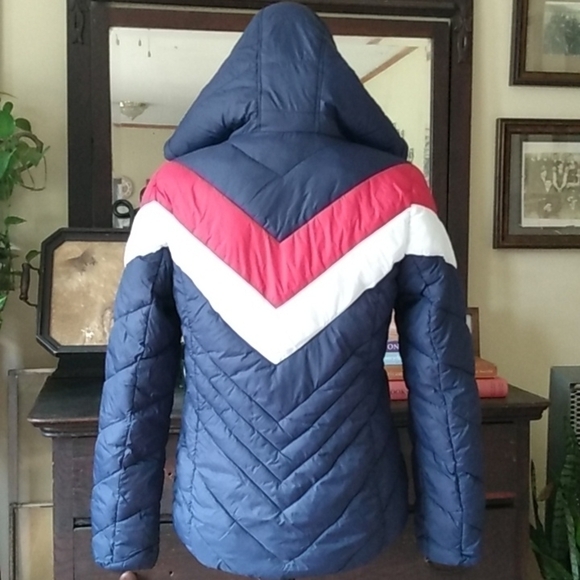 Reebok Sherpa Fur Hood Quilted Puffer Jacket - Chevron Red White & Navy Blue - Picture 4 of 8